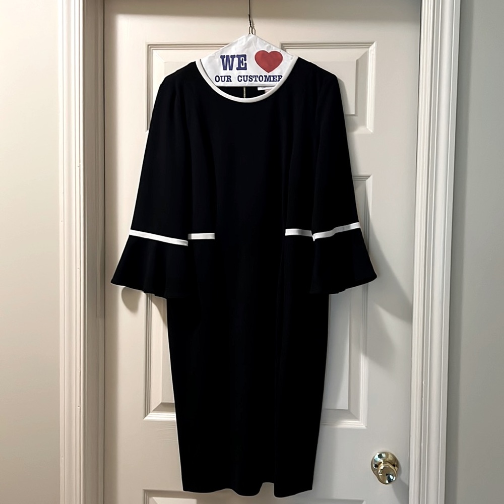 Size 14, black and white flutter sleeve Calvin Klein dress!